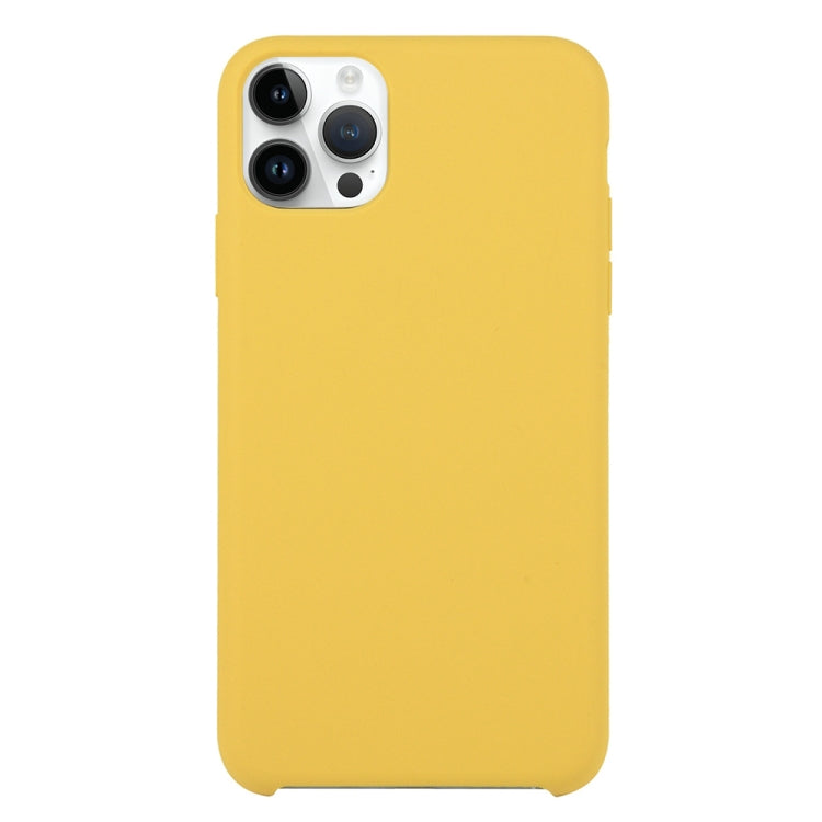 Coque en silicone solide pour  iPhone 16 Plus / 16 Pro.